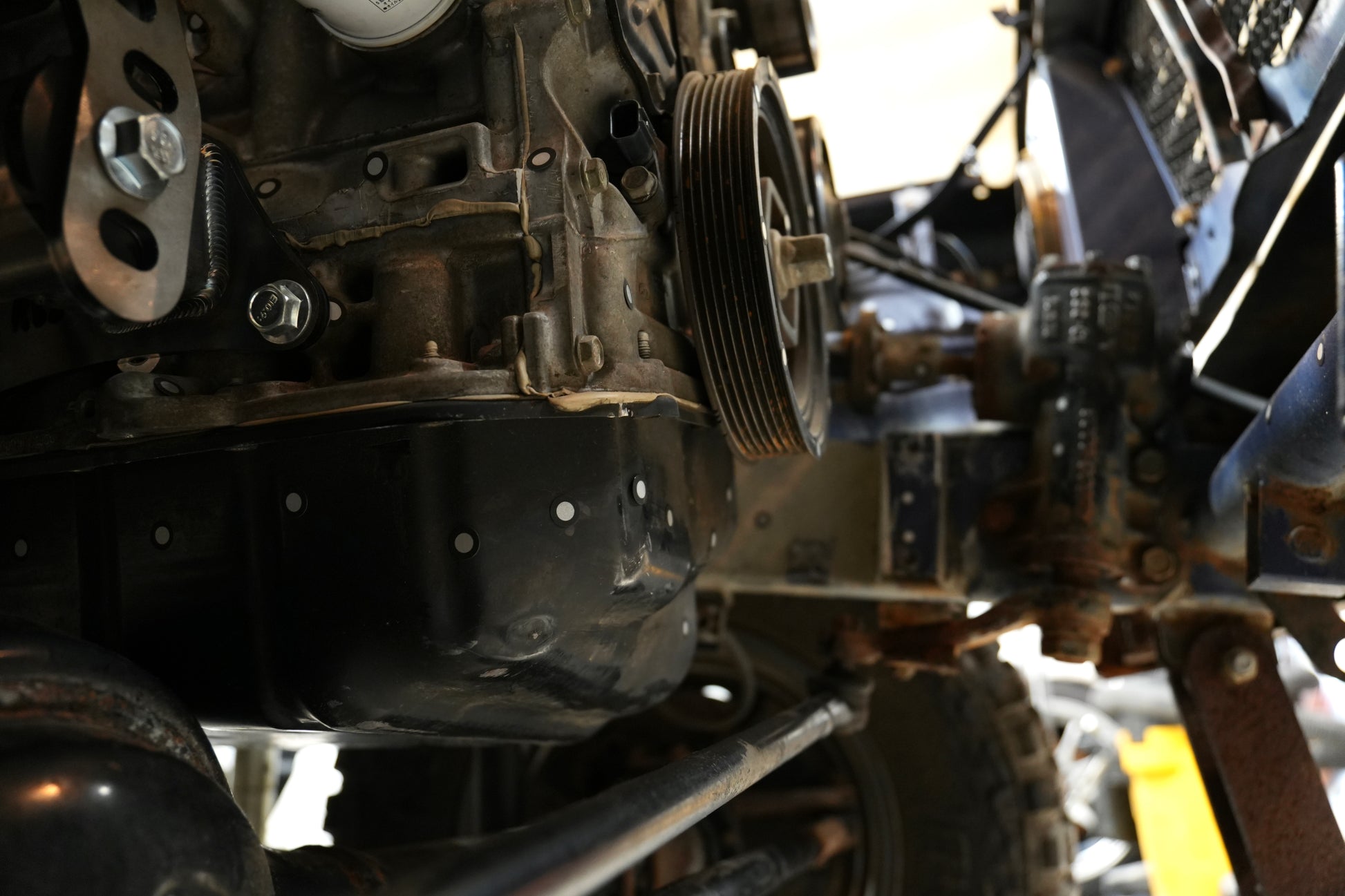 Steering bars retained in factory position with K24 swap using RBZ Harmony engine mounts in Suzuki Samurai