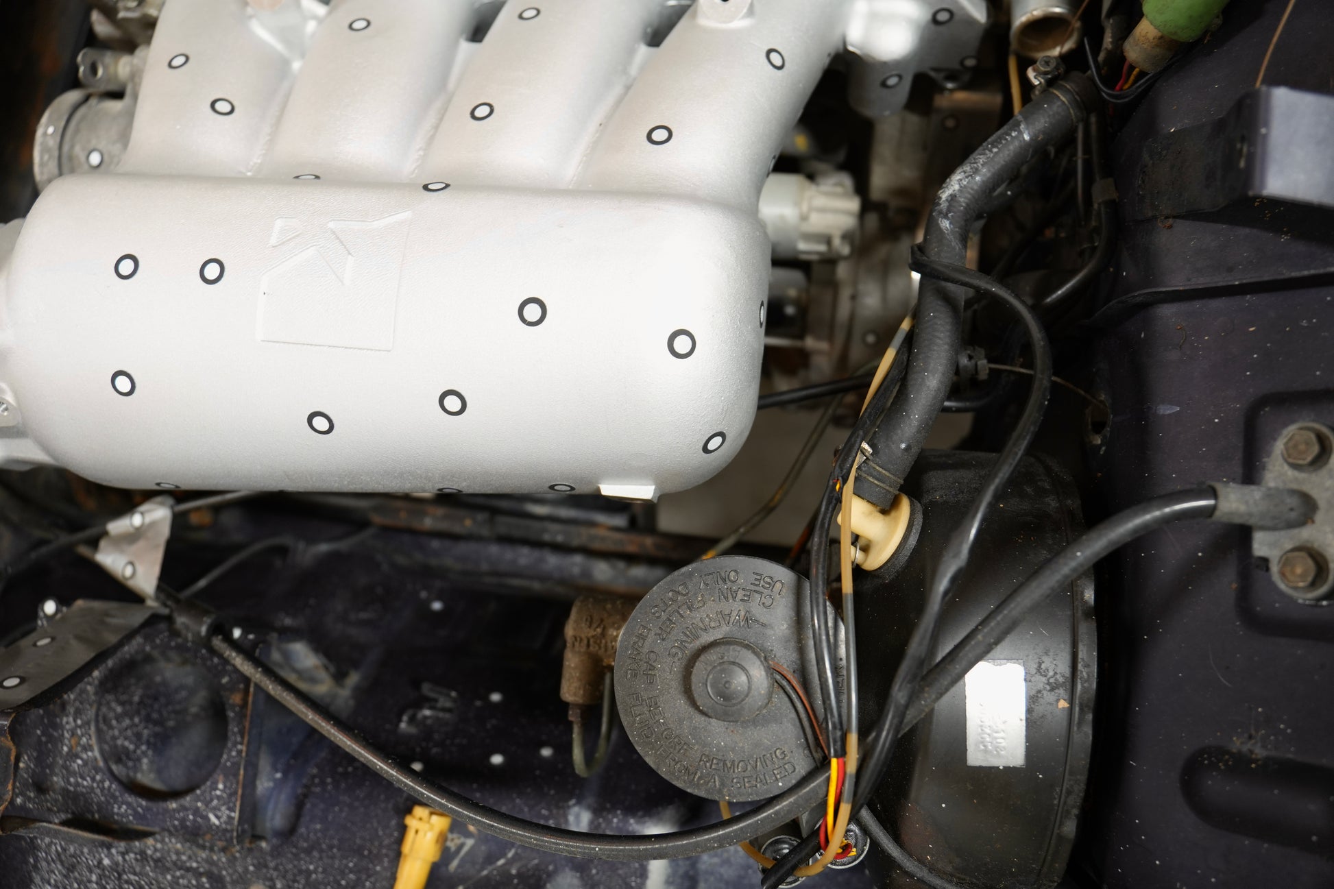 K24 engine positioned close to Suzuki Samurai firewall using RBZ Harmony engine mounts for optimal placement