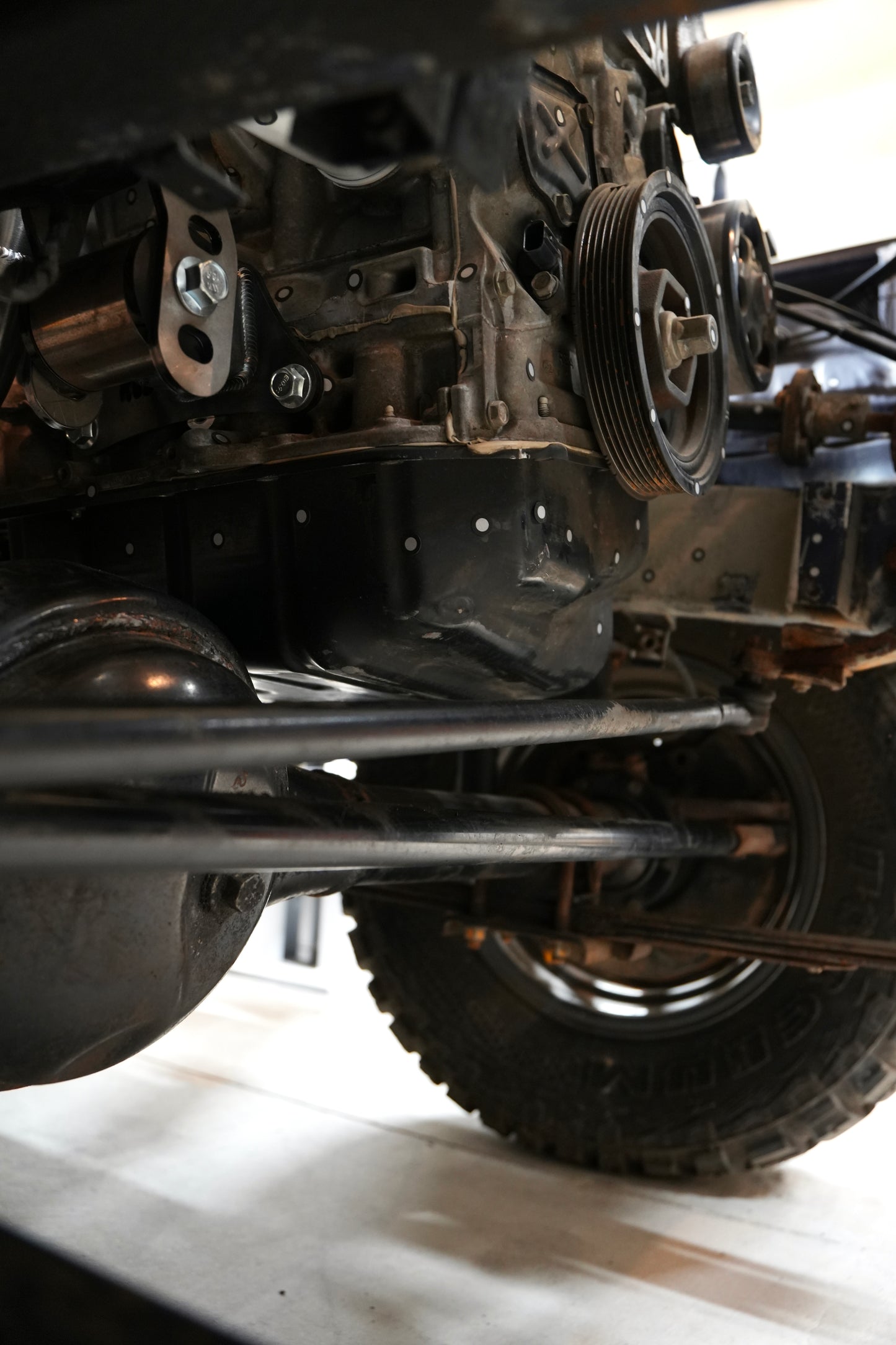 Steering bars retained in factory position with K24 swap using RBZ Harmony engine mounts in Suzuki Samurai